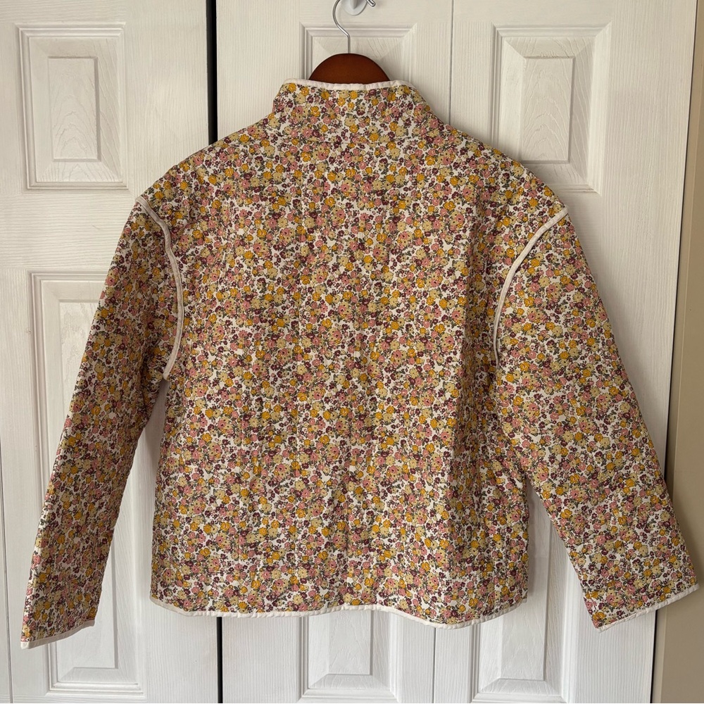 Joe Fresh Jillian Harris x Joe Spring Floral Fresh
Quilted Jacket Size Medium - Picture 7 of 12